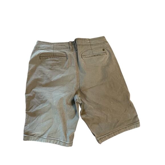 Lucky Brand Men's W31 Green Saturday Stretch Flat Front Bermuda Shorts - Picture 3 of 4